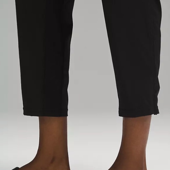 LULULEMON Dance Studio Mid Rise Cropped Pant. - Picture 5 of 6